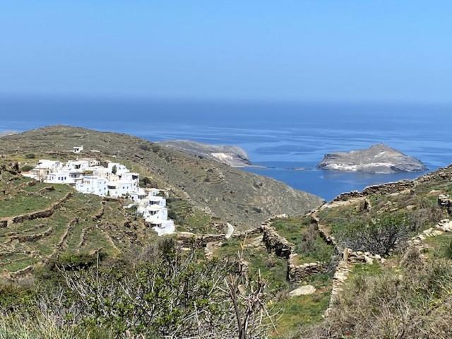 Serenity Living Platia, Tinos المظهر الخارجي الصورة